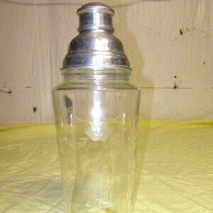 VTG HEAVY GLASS DRINK SHAKER, ETCHED GLASS W/METAL TOP